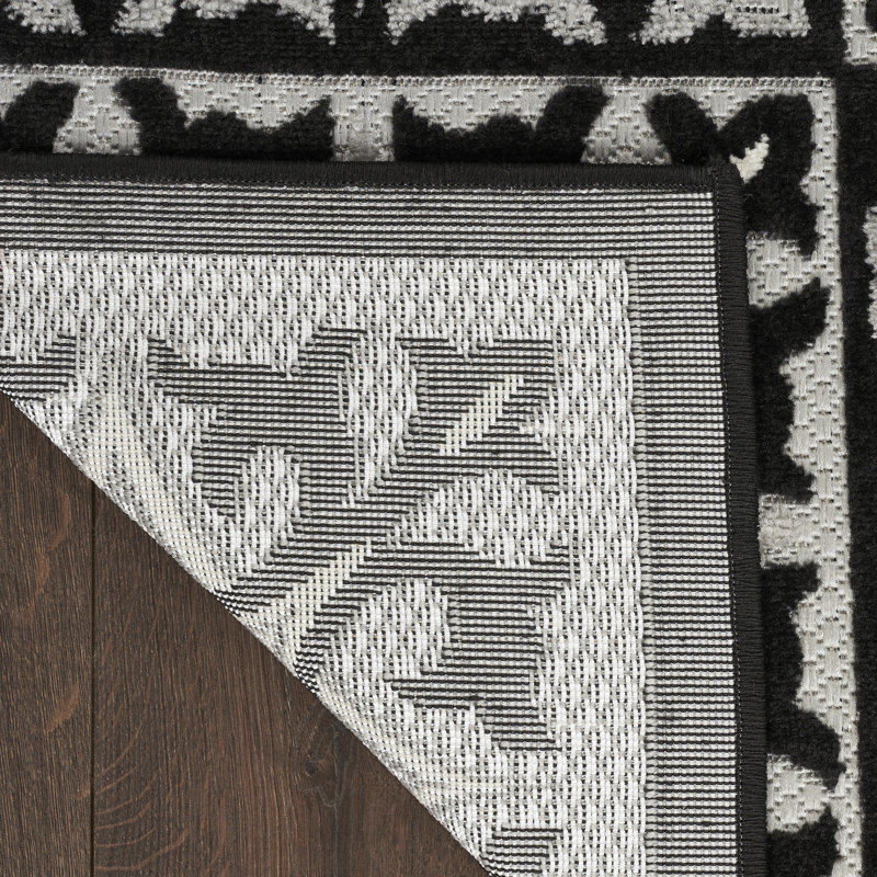Minvydas Aloha  Geometric Black White Indoor/Outdoor Area Rug, Rectangle 5'3" x 7'5"