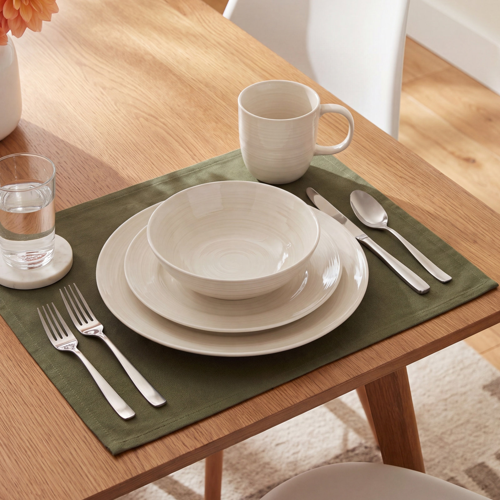 Neree Stoneware Dinnerware Set