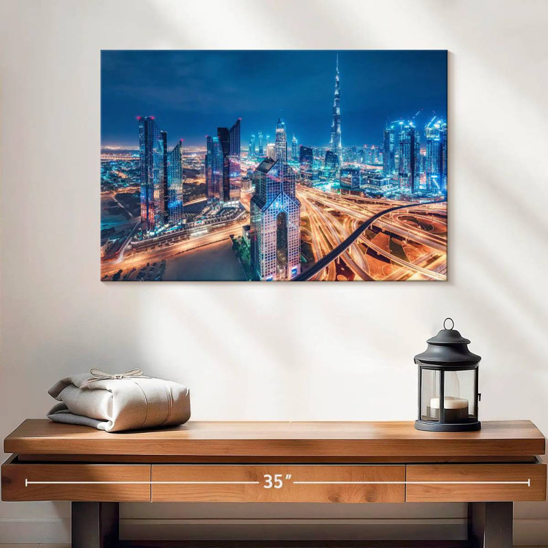 Horizon de Sirci, futuriste à Dubaï, H 16 po x l 24 po