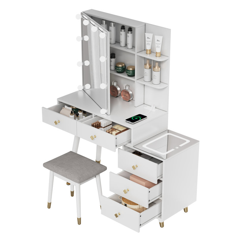 White Makeup Vanity With Lights