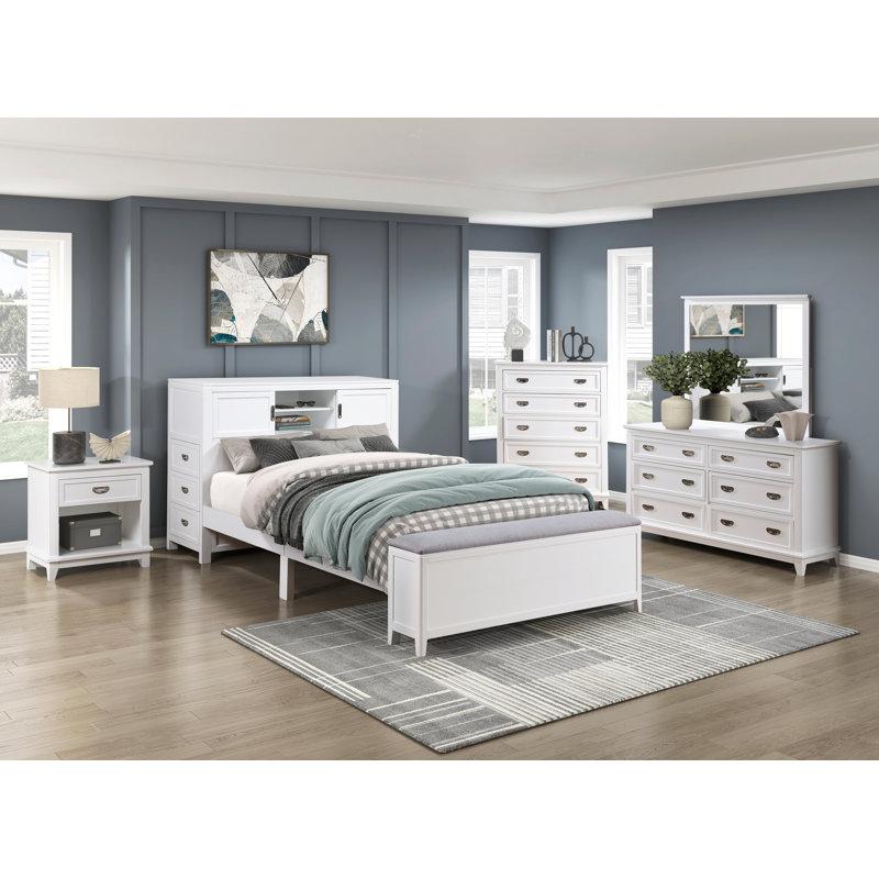 Inderpreet 3 Piece Bedroom Set