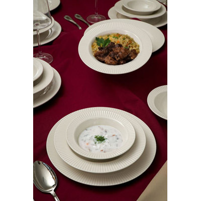 Service de table (18 pièces)