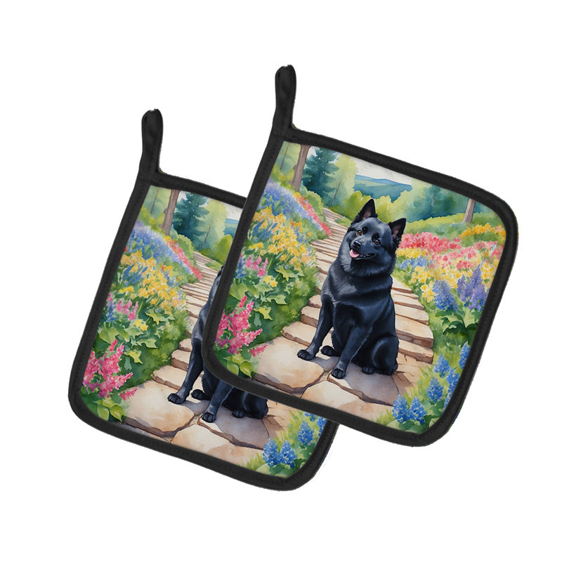 Caroline's Treasures Floral Polyester Potholder Set