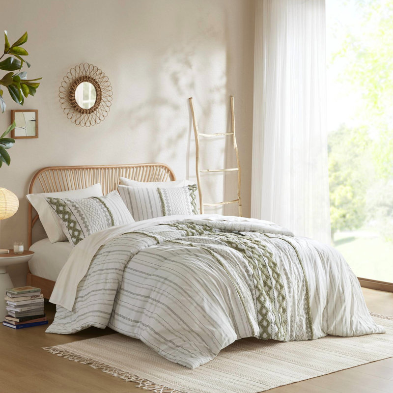 97f-f800-21cc3 Bedding, Queen Comforter + 2 Pillowcases