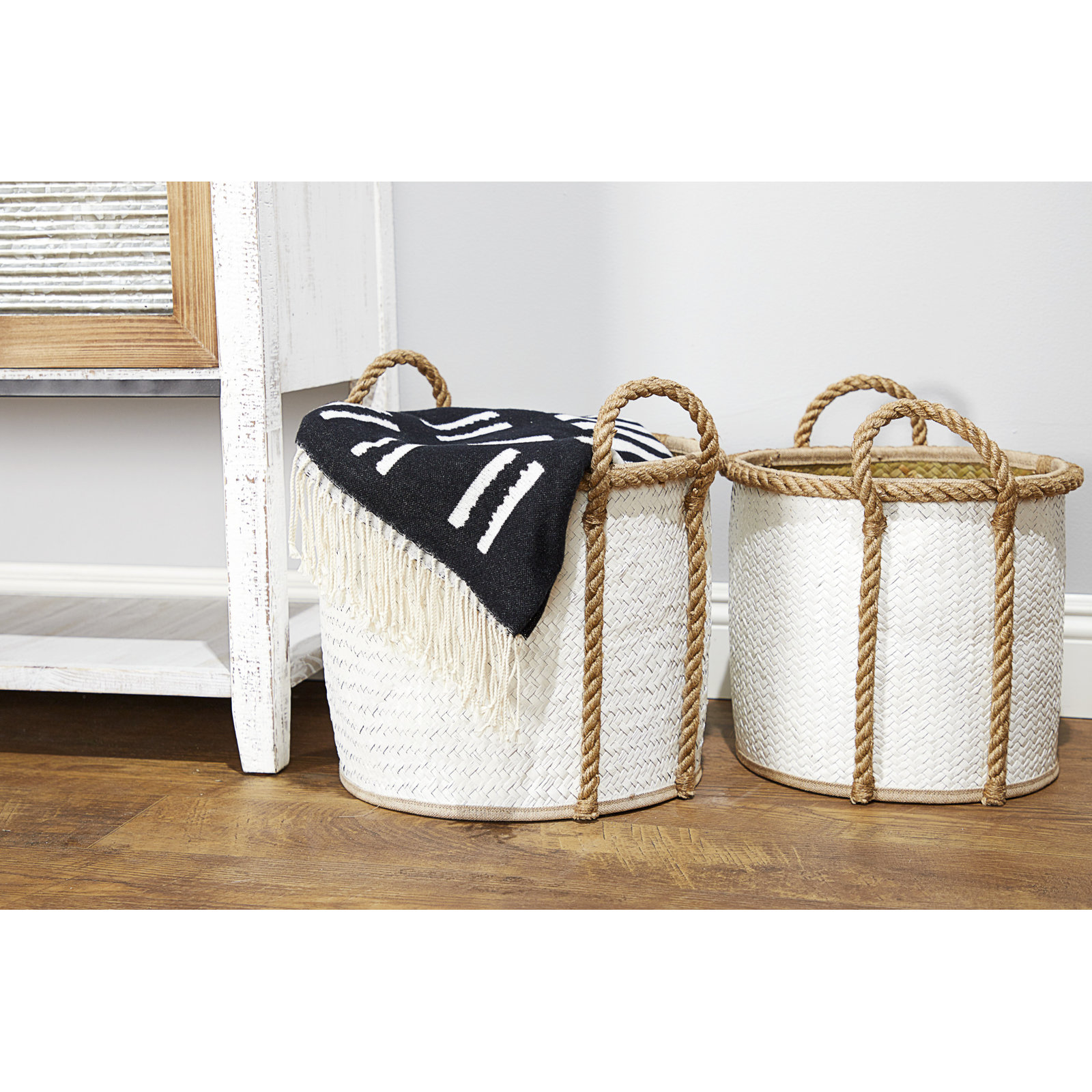 Handmade Seagrass Decorative Basket