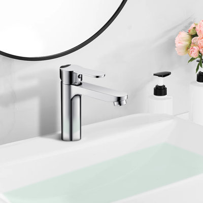 Single Hole Faucet Single-handle Bathroom Faucet