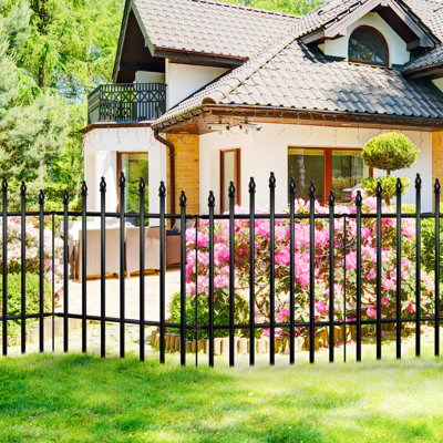 Arched Metal Garden Fence With Gate (Total 4pieces & 1 Gate)