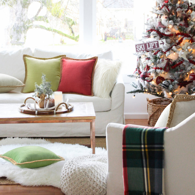 Green Linen Embroidered Farmhouse Throw Pillow Set