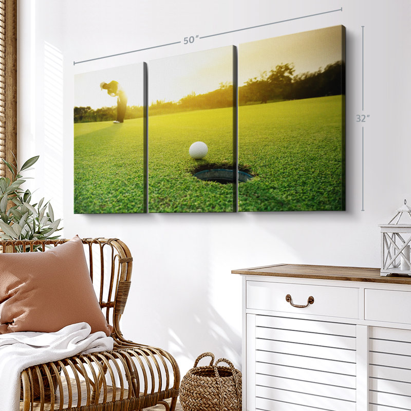 «Golf Ball Strike», 3 pièces sur toile, H 32 po x l 50 po x P 1,25 po