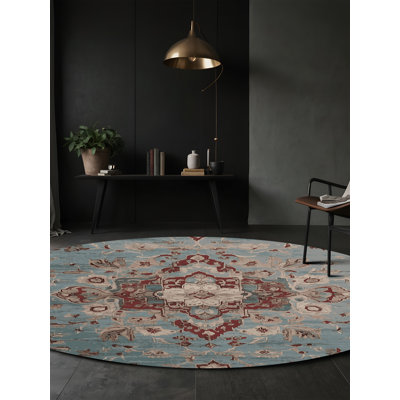Tapis gris soyeux et moelleux