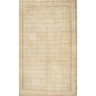 Tapis oriental beige