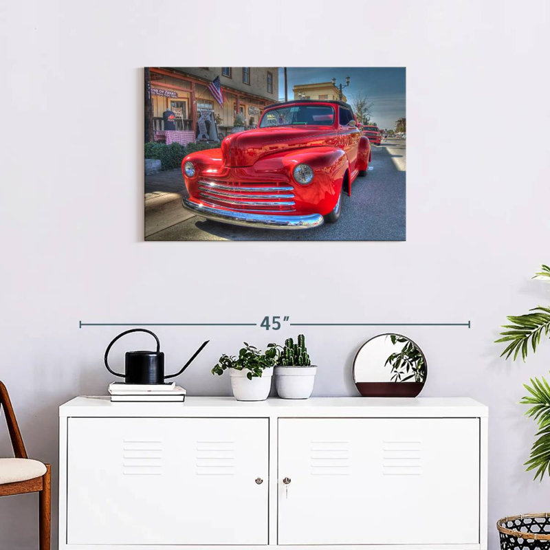 USA Vintage Red Car Front
