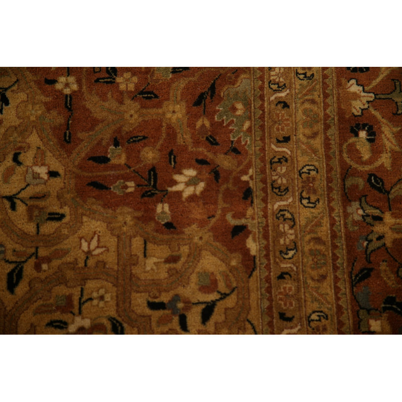 Tapis noir et or à teinture végétale 12 x 18