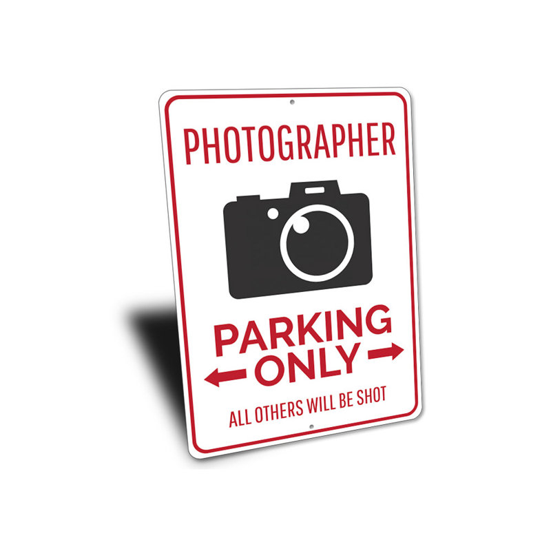 Photographe en aluminium, H 18 po x l 12 po x P 0,06 po