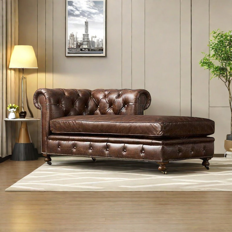 Chaise en bois massif de luxe exquis, Orienté à gauche (vu de face)