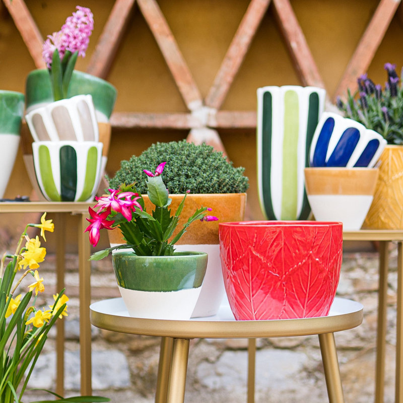 Viva Handmade Planter, 4.5" H x 6" W x 6" D, Green