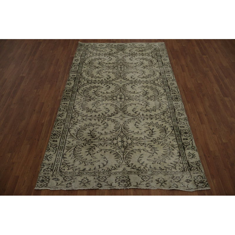 Tapis anatolien à motif floral rétro élégamment conçu 5 x 9