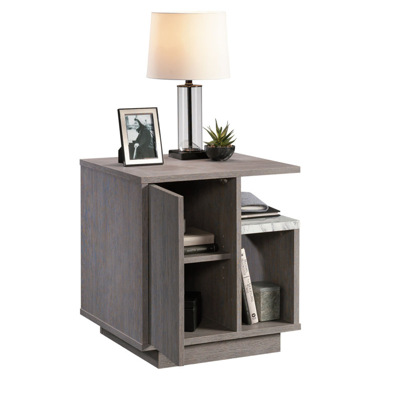 Table de chevet Cleaburn en chêne cendré?