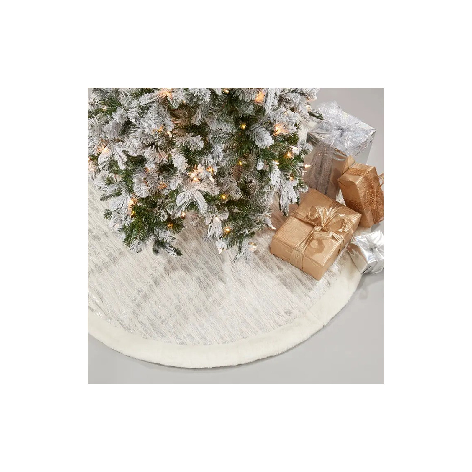 Faux Fur Tree Skirt, 72" H x 72" W, Silver