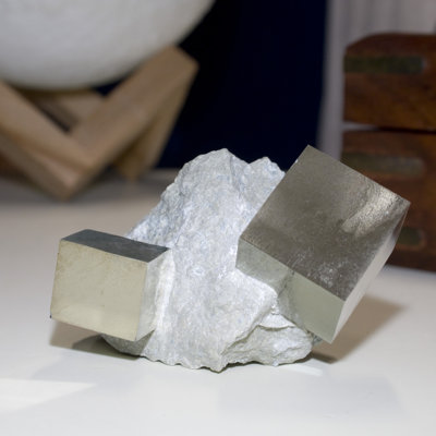 Pyrite cubique Haefele