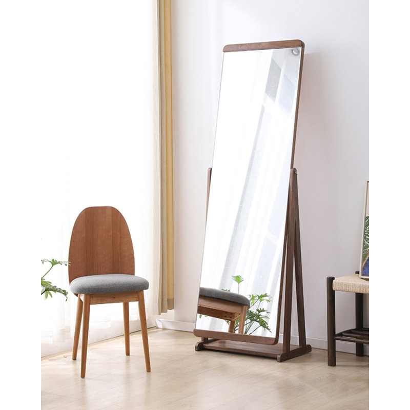 Miroir pleine grandeur en bois massif de style nordique
