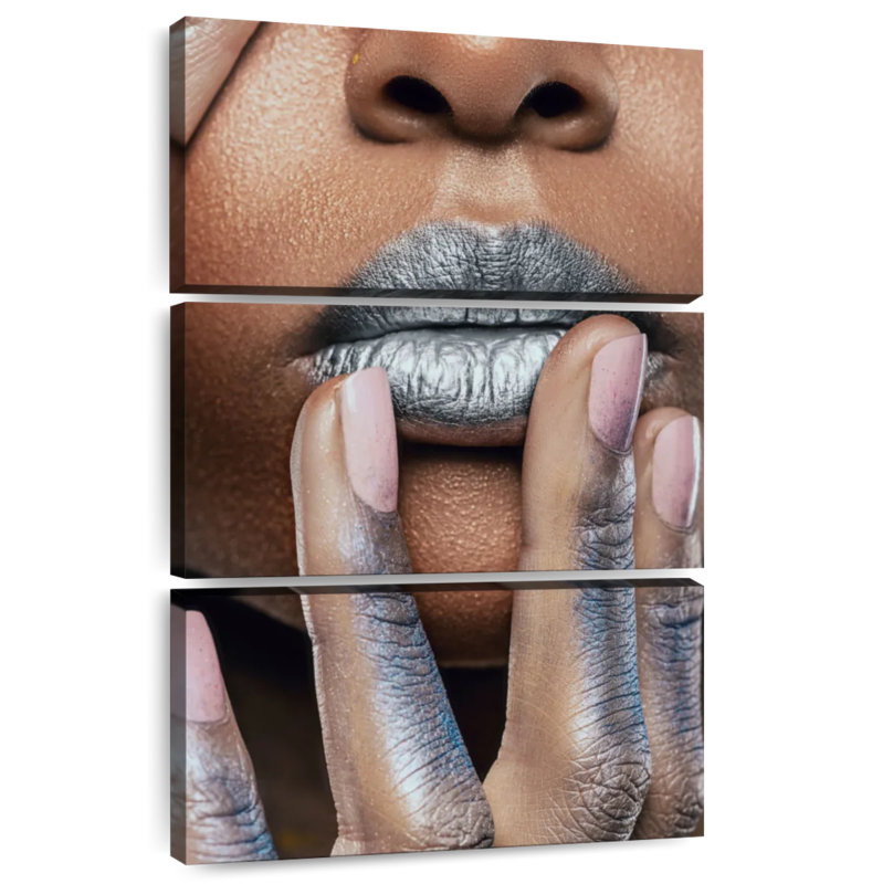 Shuttleworth Metallic Silver Lips, 45" H x 28" W
