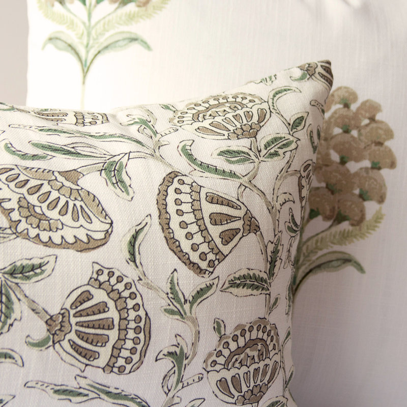 Housse de coussin lombaire Bodhi beige à imprimé floral, 35,5 x 71 cm, Rectangle H 14 po x l 28 po, Bodhi beige