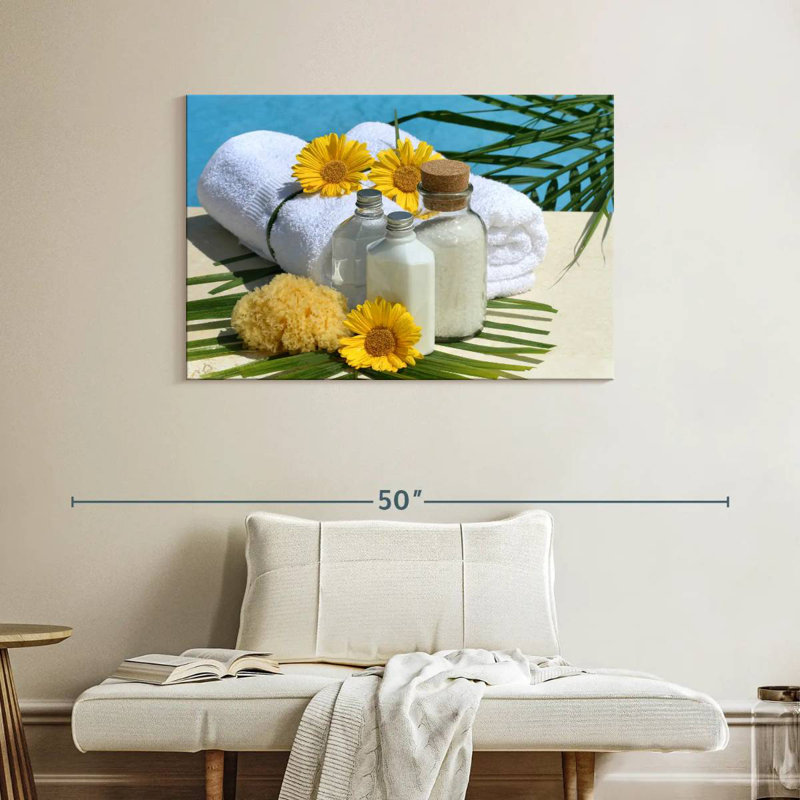 Kerrick Poolside Spa Essentials, 26" H x 39" W
