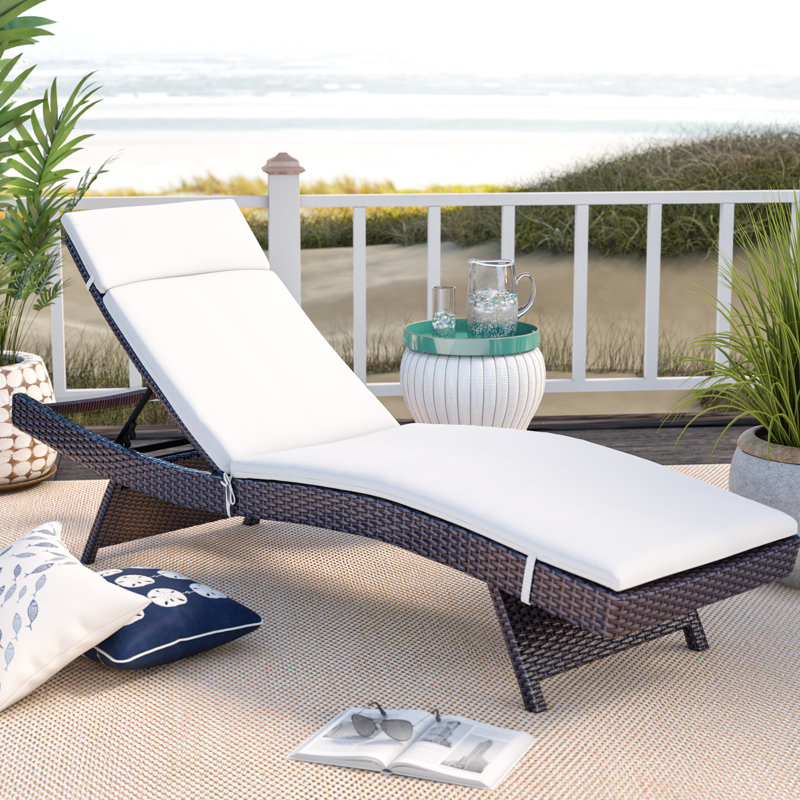 Chaise longue inclinable avec coussin Genieve, Blanc