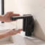 Robinet de salle de bain moderne sans contact avec distributeur de savon intégré, affichage numérique de la température et bonde de vidange-130085755-135649976