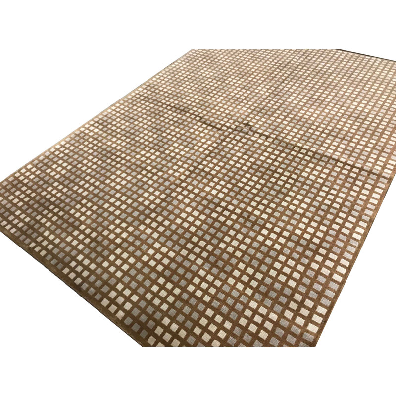 Himalayan Wool Geometric Area Rug in Peach/Ivory