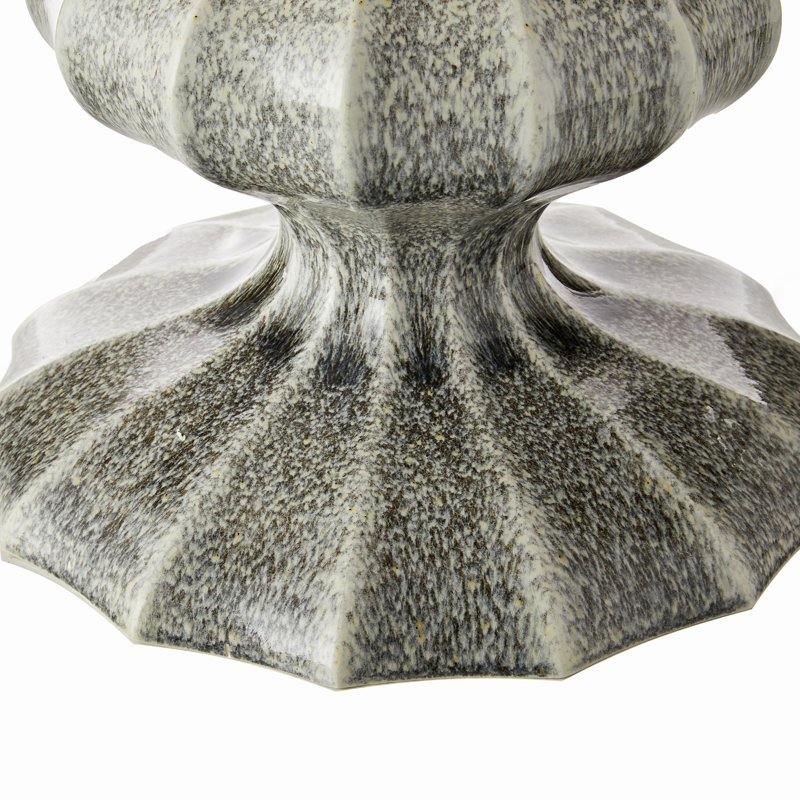 Chelle Lamp