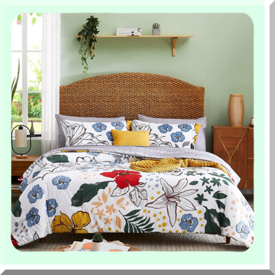 Floral Bliss 6-Piece Comforter Set - Soft Seersucker Design, All Season Microfiber Bedding with Decor Pillow - Flowers Leaves Pattern