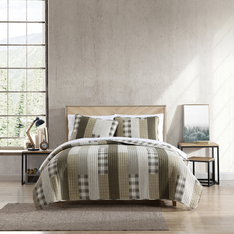 Eddie Bauer Fairview Cotton Reversible Quilt Set, Beige, King Quilt + 2 King Shams