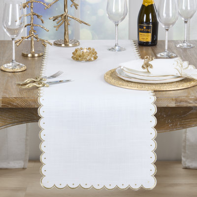 Chemin de table Scalloped Edge