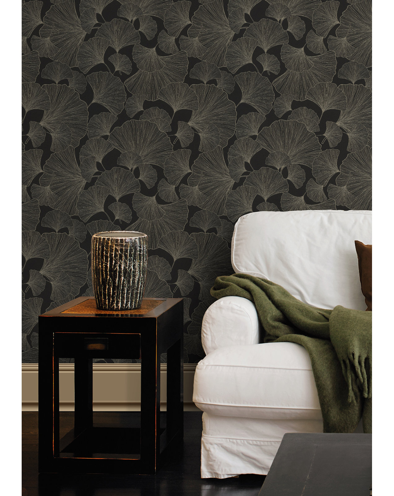 Evia Floral Roll, Black