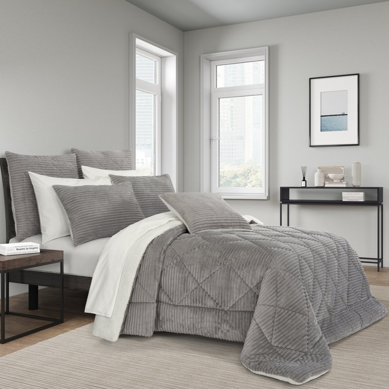 Everett 3Pc. Comforter Set, Queen Comforter + 2 Standard Shams, Light Gray