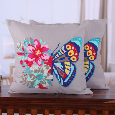 Housses de coussin en coton brodées à la main Novica