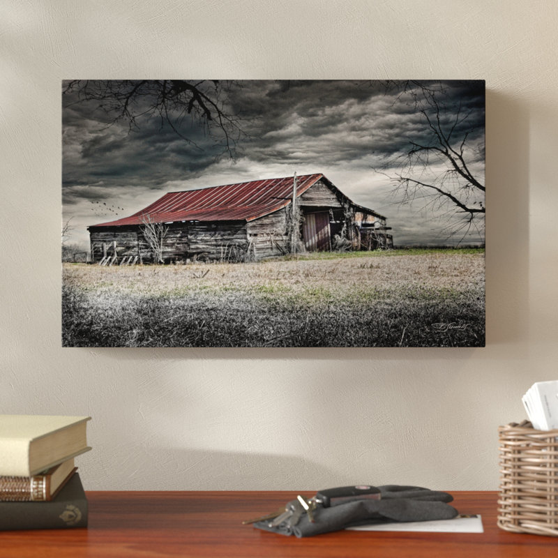 « storm grange », reproduction de photo sur toile tendue, H 16 po x l 24 po x P 2 po