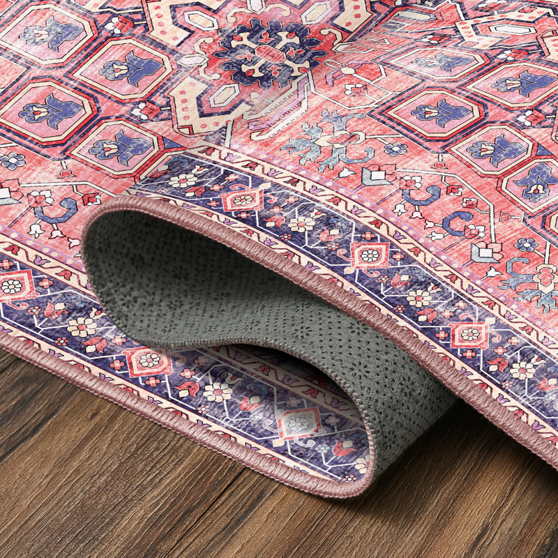 Tapis de couloir Seraphina, Tapis de couloir 2 pi 6 po x 7 pi