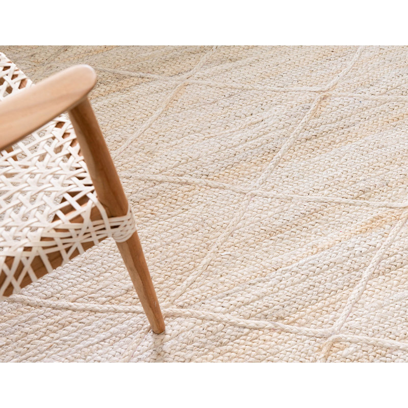 Bigbee Southwestern Indoor Rug, Rectangle 2' x 3'