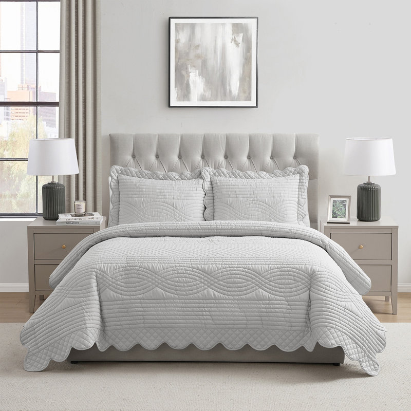 VCNY Home Scallop Microfiber Quilt Set, King, Gray, King Quilt + 2 King Shams