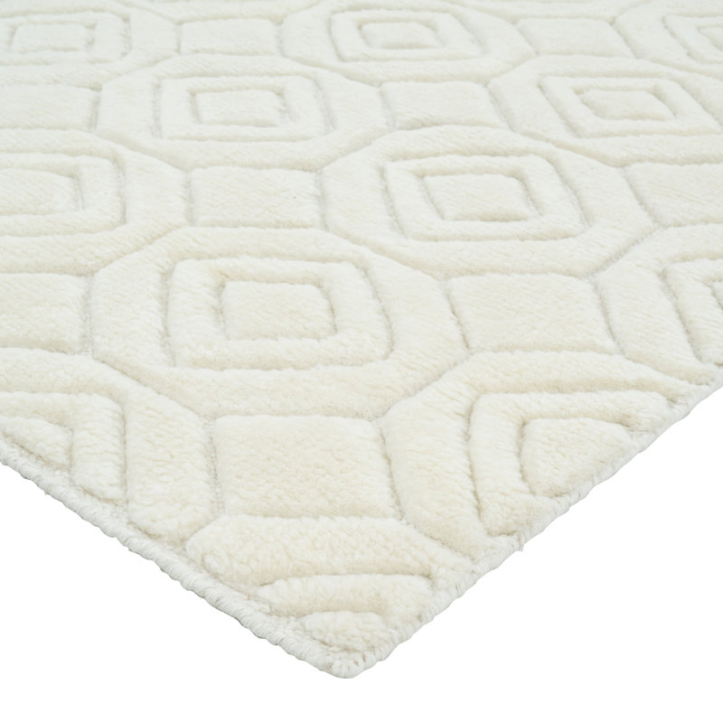 Cream Moroccan Wool Rug - 4'10" x 8'8"