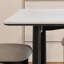 Table de salle à manger blanche en pierre frittée-105507837