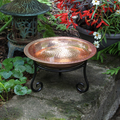 Hammered Copper Birdbath with Short Stand