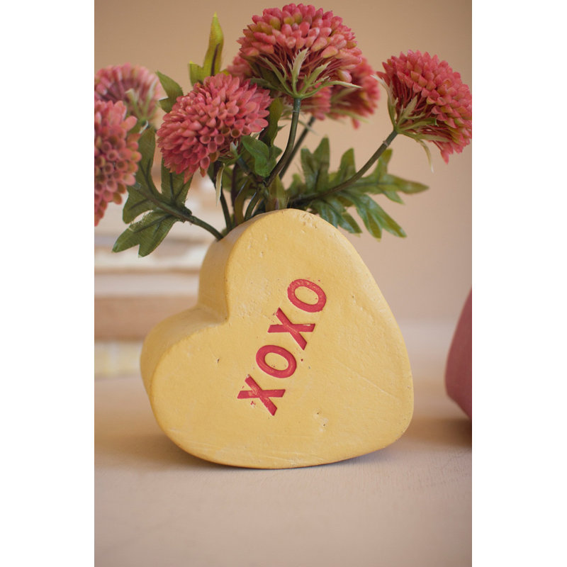 Ensemble de deux coeurs en terre cuite de la Saint-Valentin au Pays de Galles
