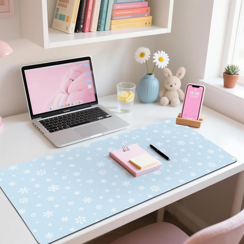 Mignon tapis de souris de jeu de flocon de neige d'hiver bleu étendu, protecteur de tapis de bureau en cuir antidérapant pour bureau à domicile, grand bloc-notes de bureau pour ordinateur portable 27,5 po x 12 po