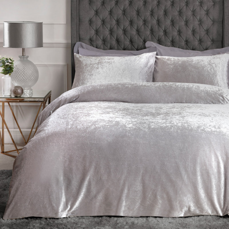 Kincaid Polyester Solid Colour Duvet Cover Set with Pillowcases, Super King Duvet Cover + 2 Standard Pillowcases, Plum