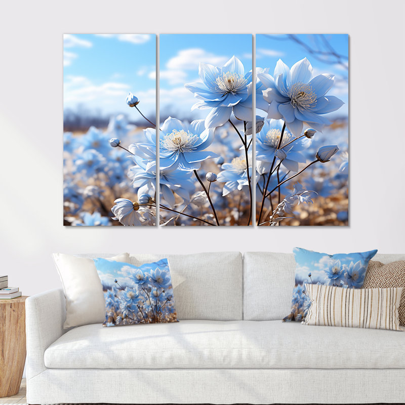 Inviting Azure Flowers Field I - Flower Wall Art Living Room Set, Toile tendue, H 40 po x l 60 po x P 1 po