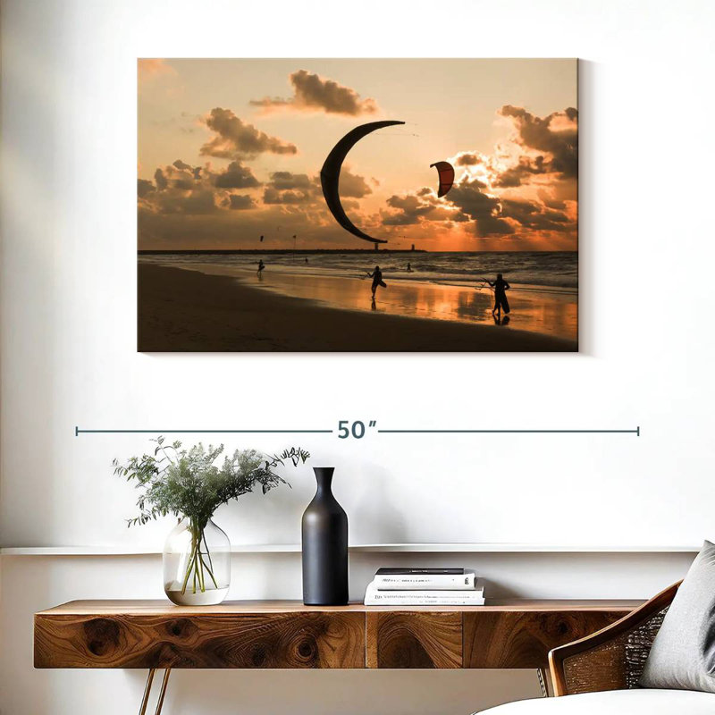 Kites surf au coucher du soleil, H 26 po x l 39 po